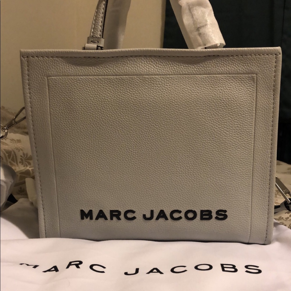 Marc Jacobs The Box